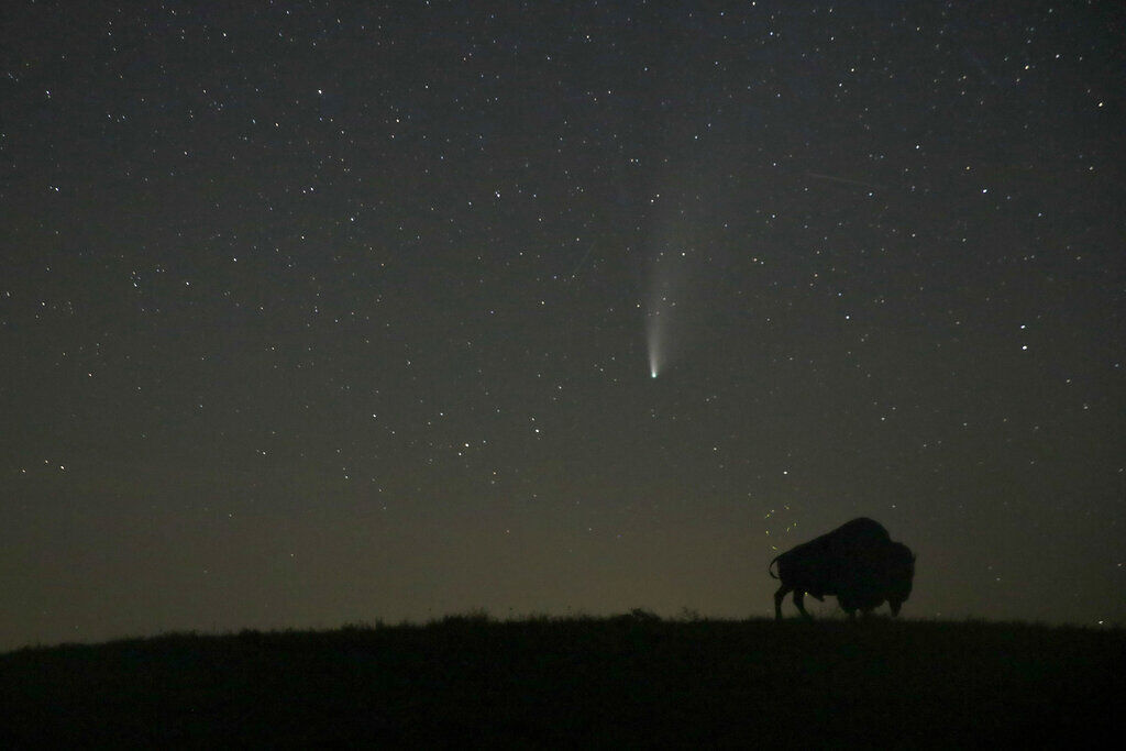 APTOPIX Comet Kansas